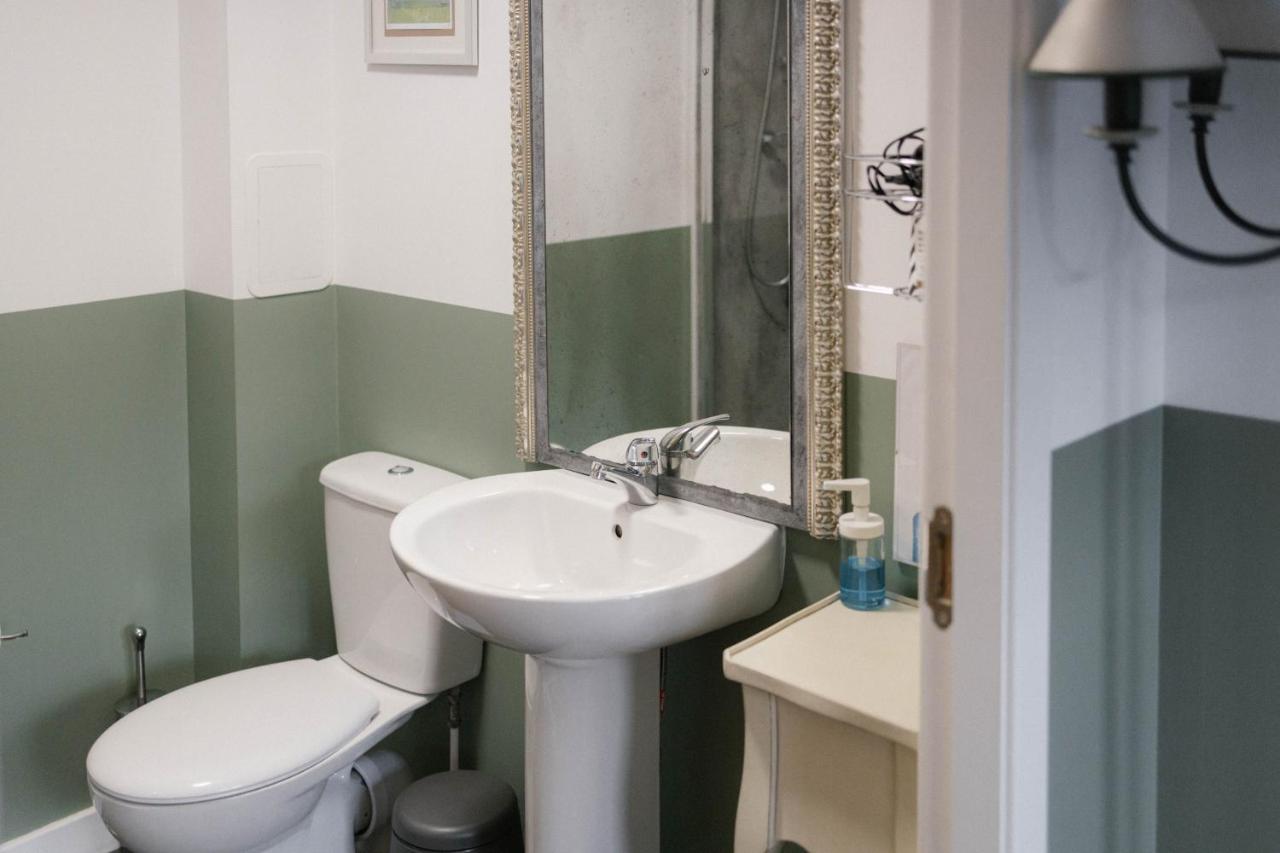 Broomhouse Homestay Édimbourg Extérieur photo