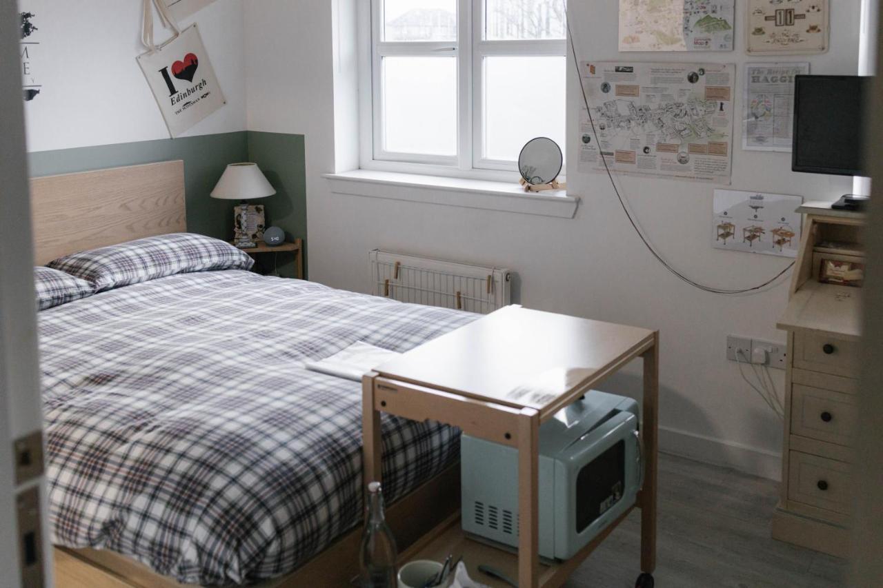Broomhouse Homestay Édimbourg Extérieur photo